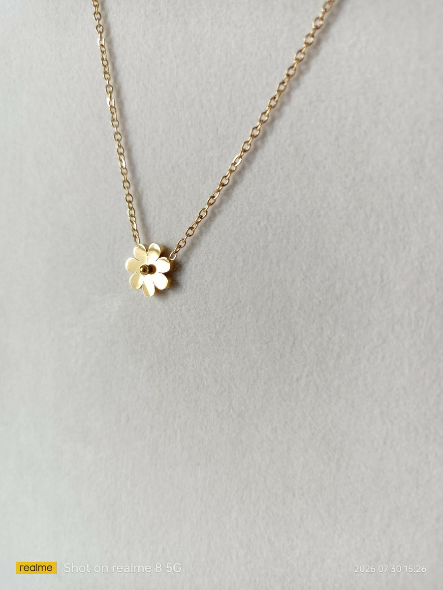 Fleur Petite Necklace - view 1
